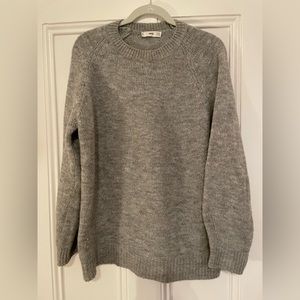 Mango oversized knit sweater size small